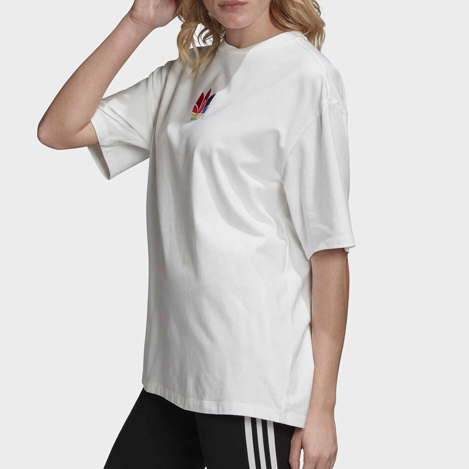 Женская футболка adidas (белая) — фото 5