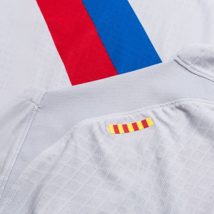 Nike Soccer Jerseys Men’s White Moderate
