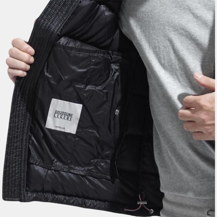 Пуховик Moncler Bramant Logo (черный) — фото 4