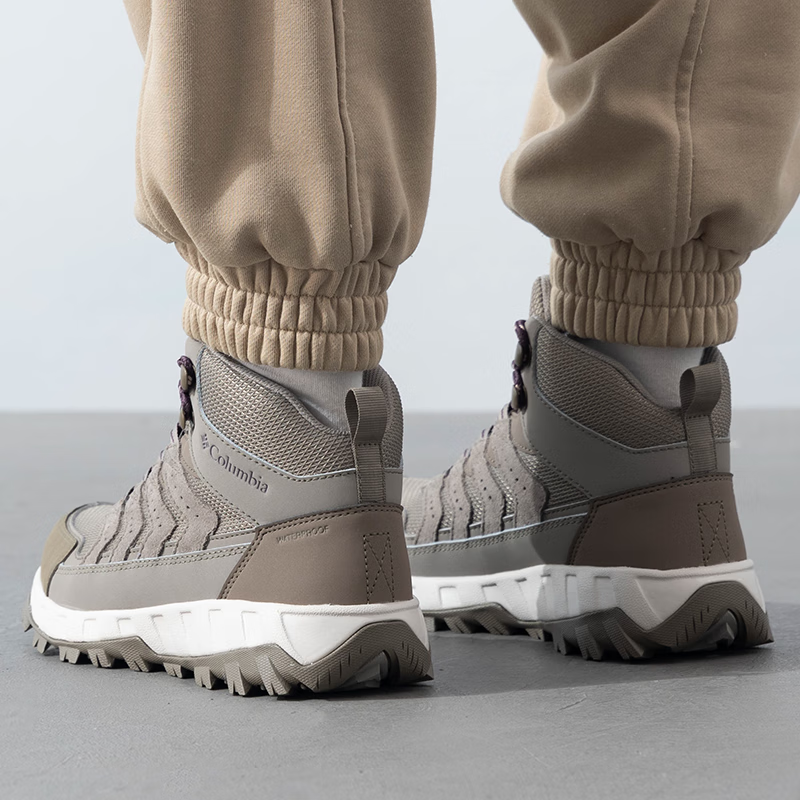 Columbia Strata Trail Slip Resistant Abrasion Resistant Mid top Hiking Shoes Women’s Taupe
