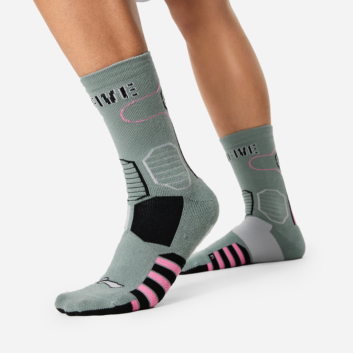 Li Ning Badfive Crew Socks Unisex 1 Pack Gray Dust Green/Black/Fluorescent Numbers Pink