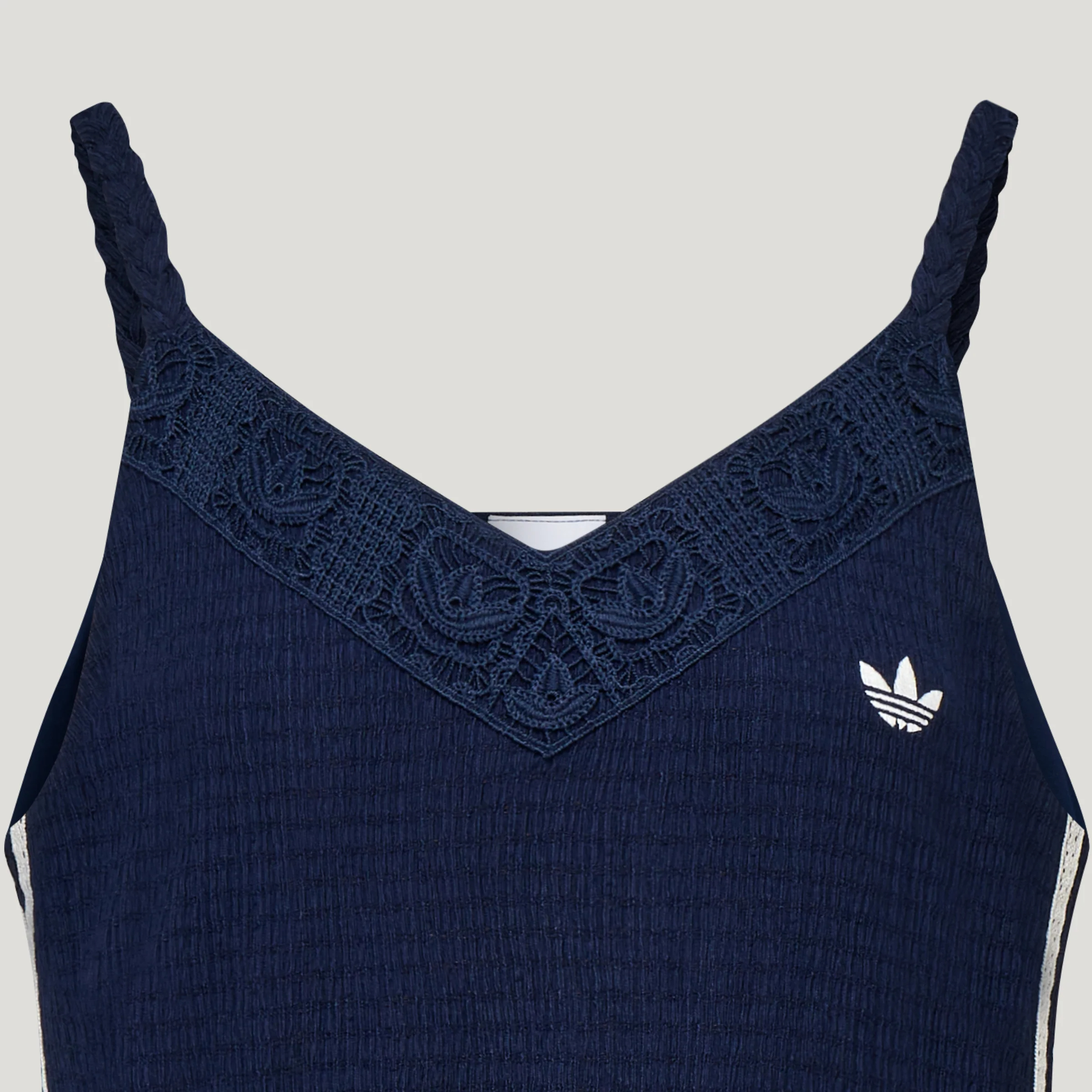Женское платье adidas originals RESORT S DRESS (цвет на фото) — фото 4