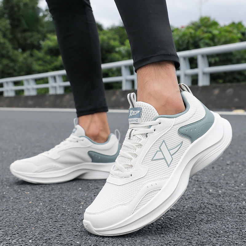XTEP Breathable Cushioning Slip Resistant Low top Casual Running Shoes Men’s White Gray