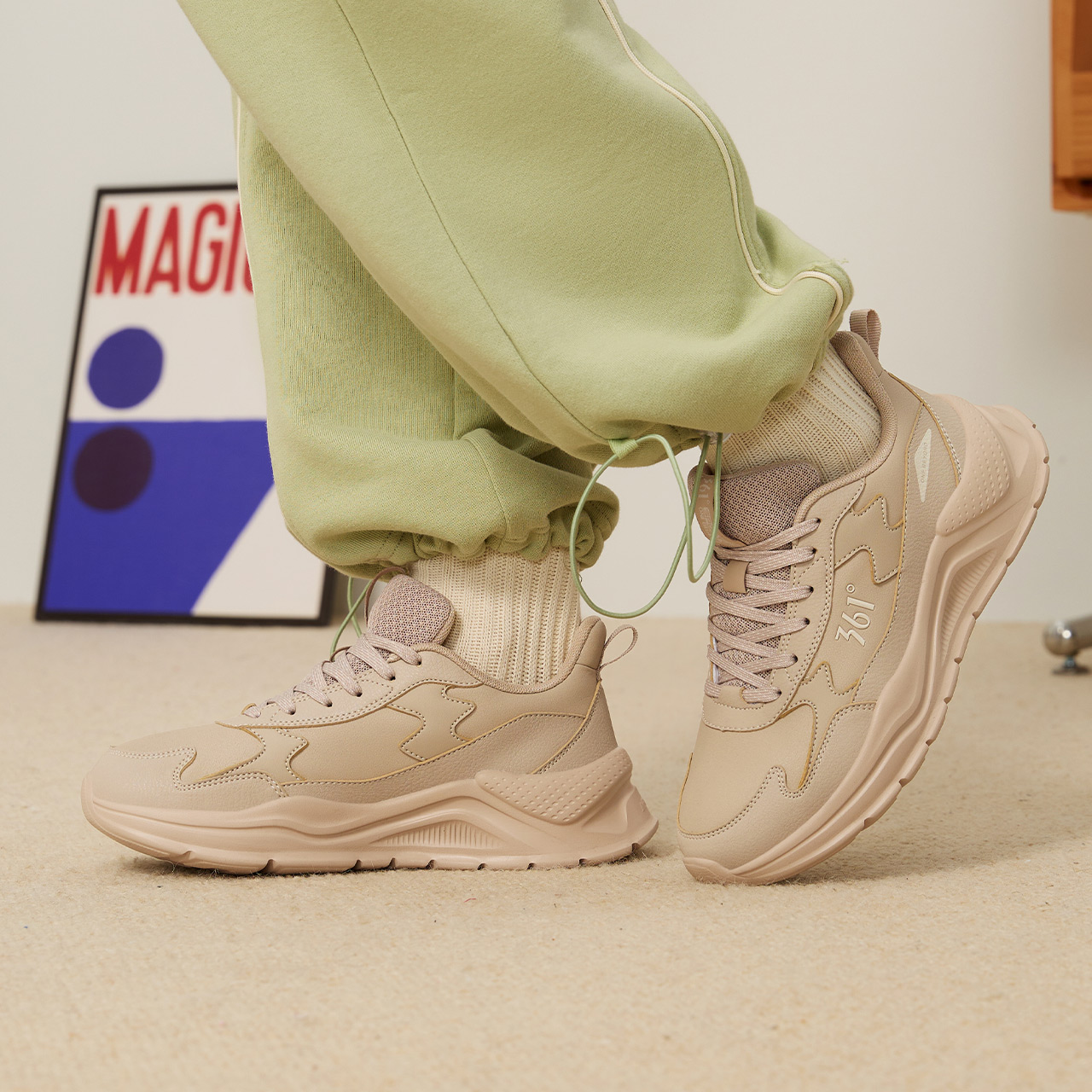 361° Versatile Cushioning, Wear Resistant Low top Running Shoes Women’s Wheat