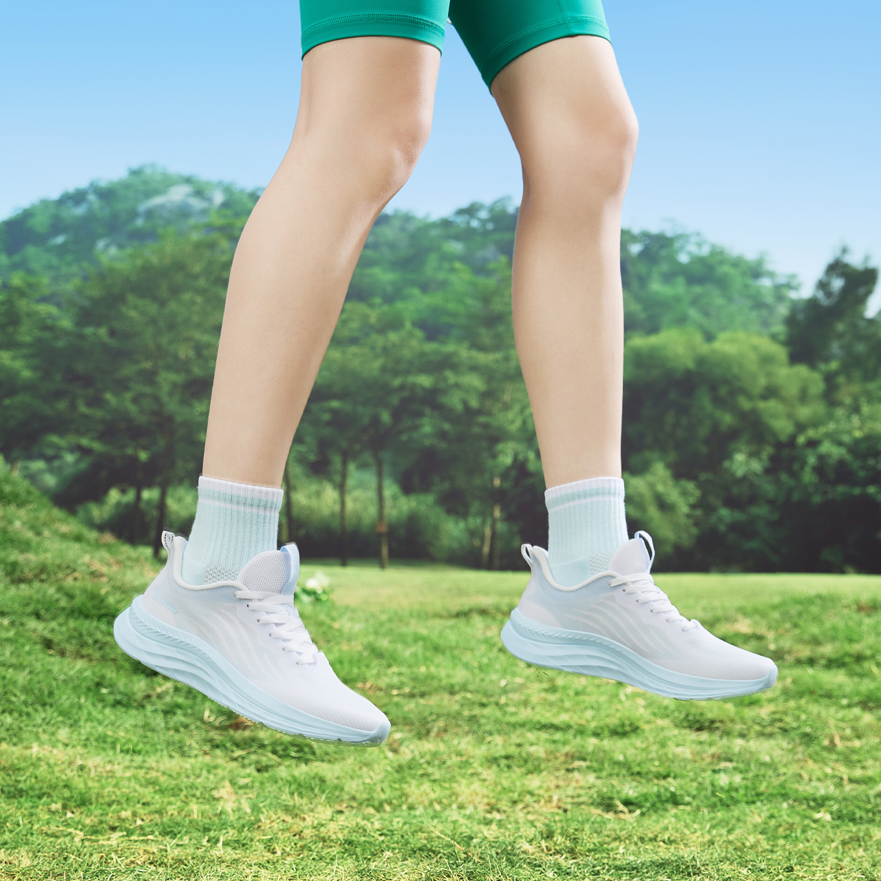 361° Cushioning Slip Resistant Cushioning Slip Resistant Low top Casual Running Shoes Women’s White Blue