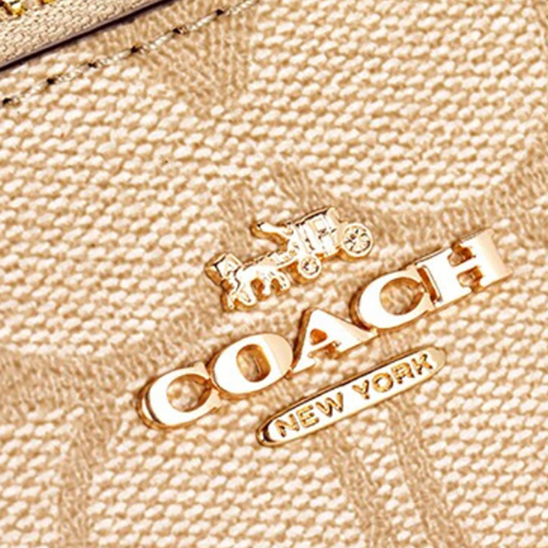 Женская сумка COACH Nolita 19 (бежево-каки) — фото 6