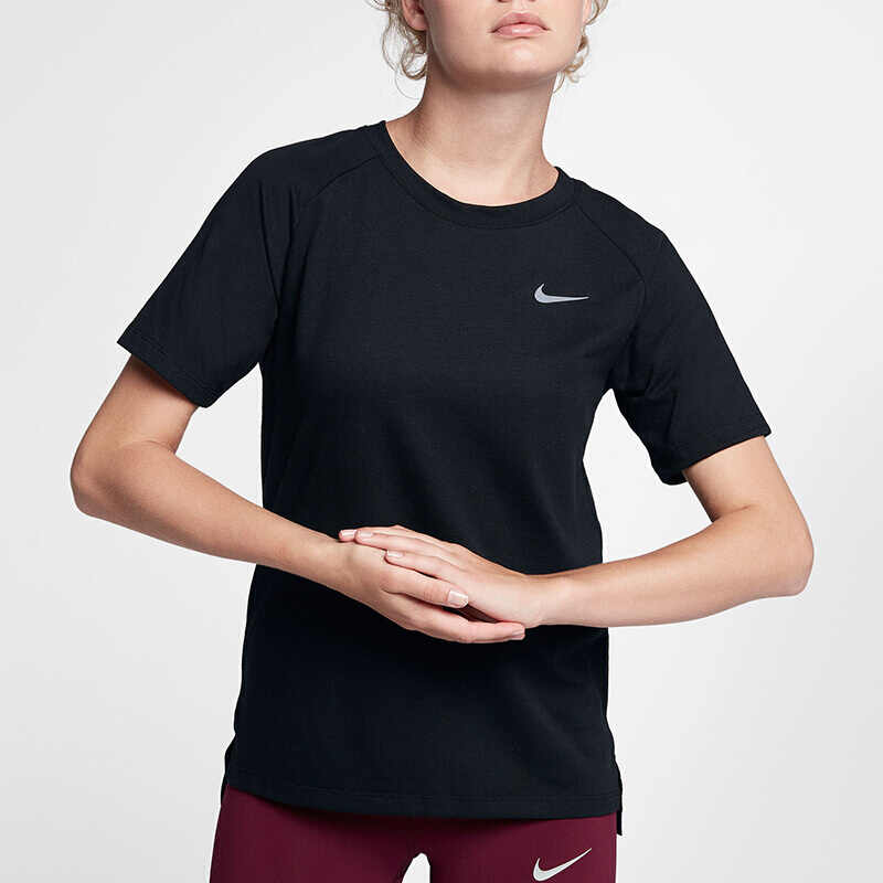 Женская футболка Nike Dri-Fit Tailwind (черная) — фото 3