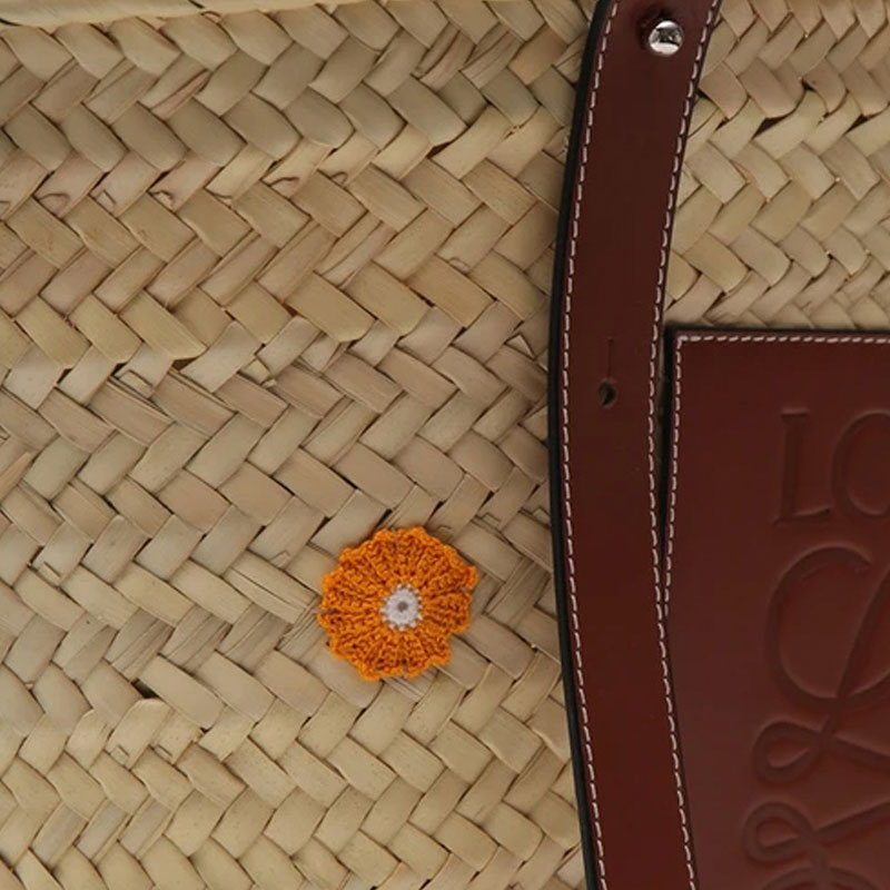 Женская сумка LOEWE Logo Tote (бежевая) — фото 5