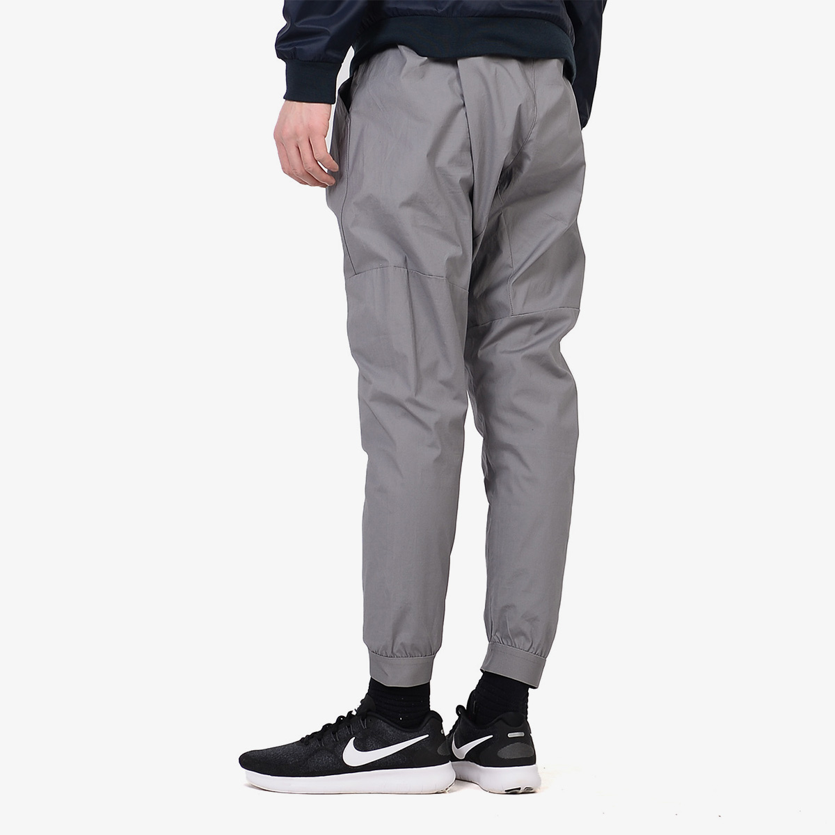 Nike Sports Pants Men’s Gray Moderate