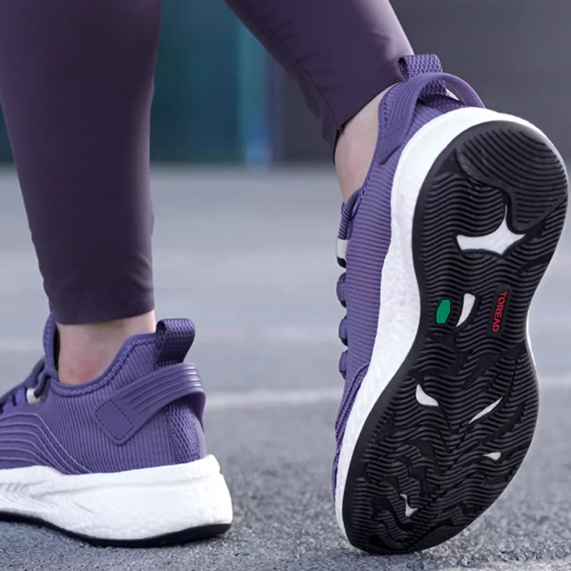 TOREAD Comfortable Cushioning Abrasion Resistant Low top Outdoor Shoes Women’s Purple Black