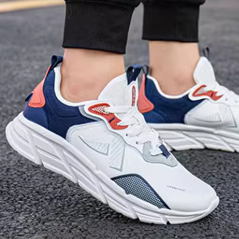 XTEP Cushioning Abrasion Resistant Breathable Lightweight Low top Casual Running Shoes Men’s White