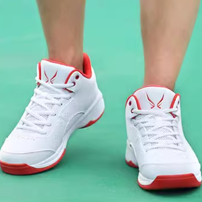QIAODAN Comfortable Round Toe Abrasion Resistant Breathable Low top Basketball Shoes Men’s White