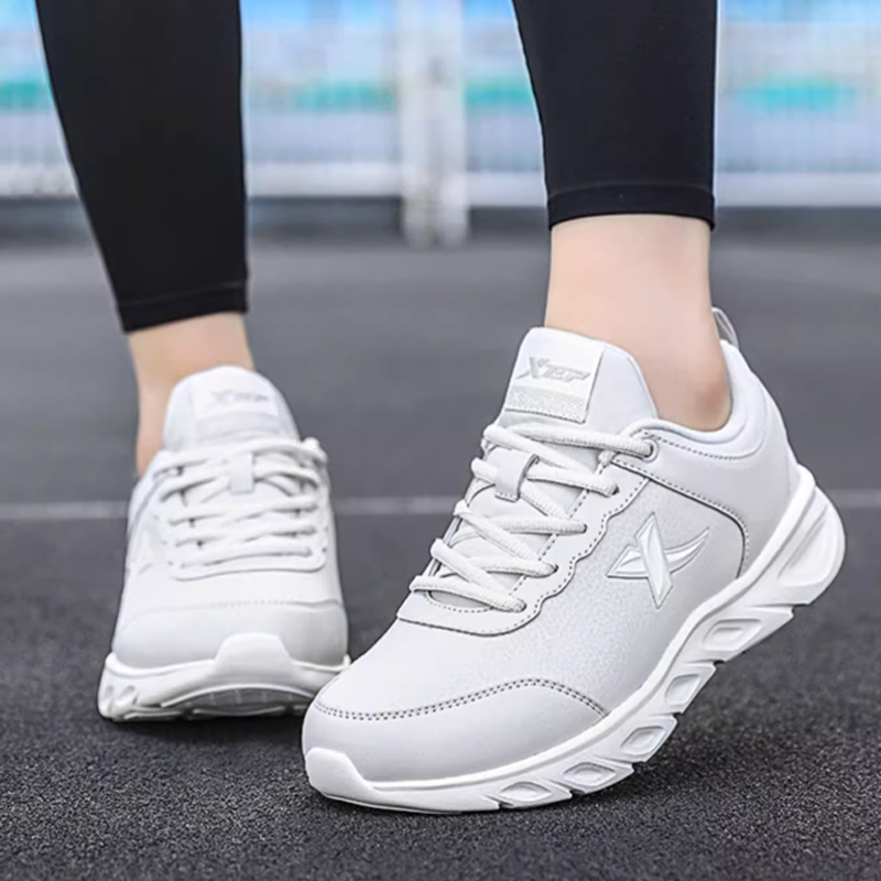 XTEP Casual Cushioning Slip Resistant Low top Running Shoes Women’s White Gray