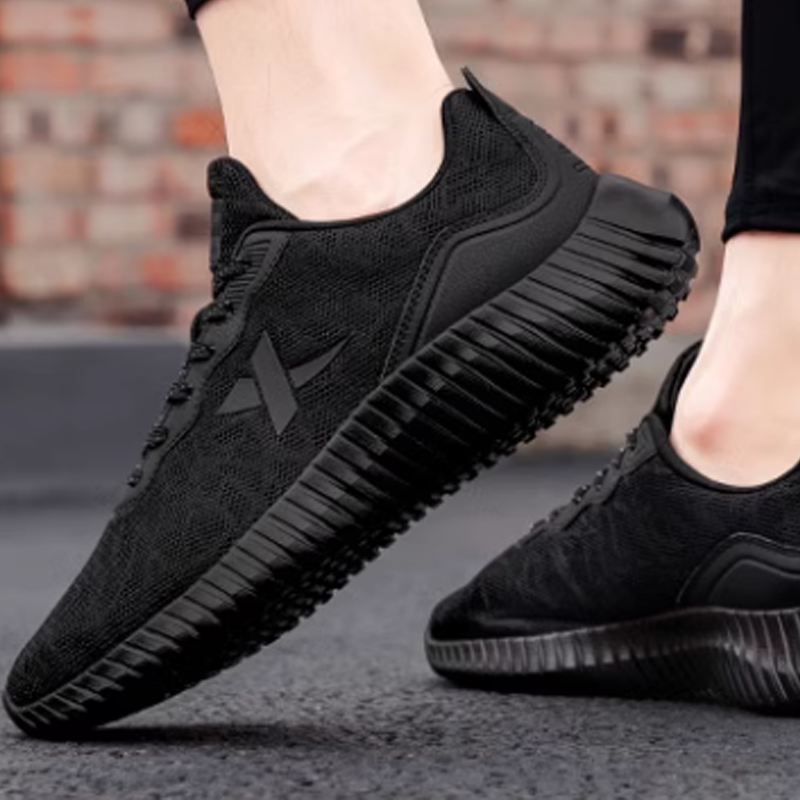 XTEP Cushioning Anti-Slip And Wear-Resistant Breathable Coverage Low-Top Running Shoes Men’s Black