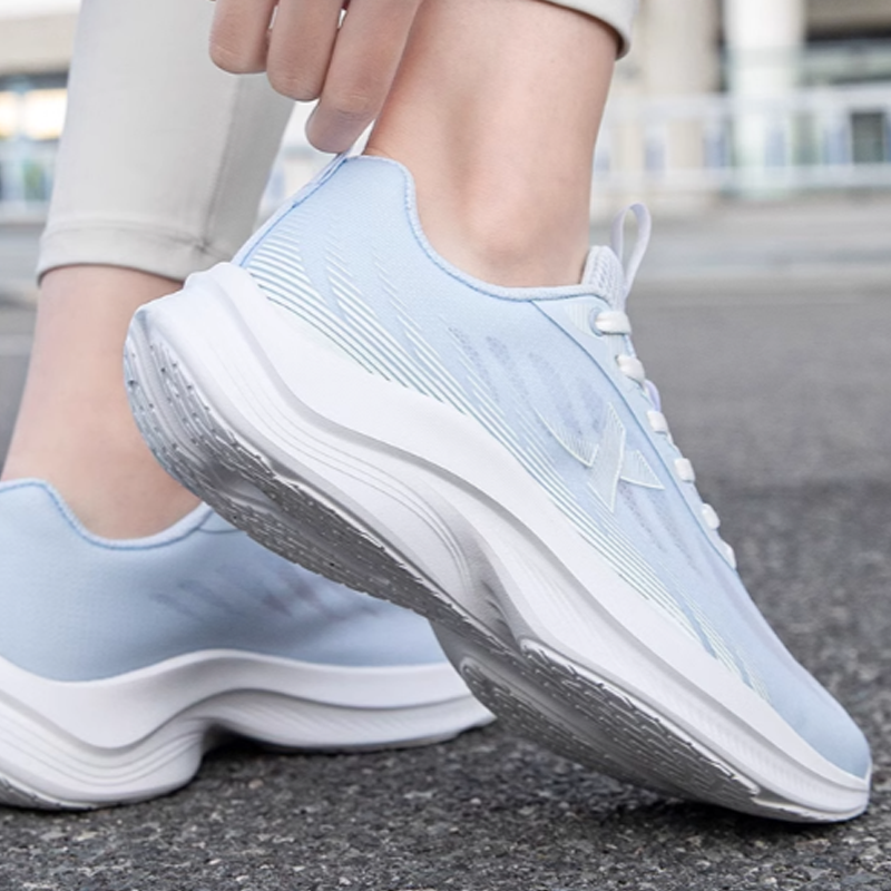 XTEP Cushioning Breathable Low top Casual Running Shoes Women’s Blue White