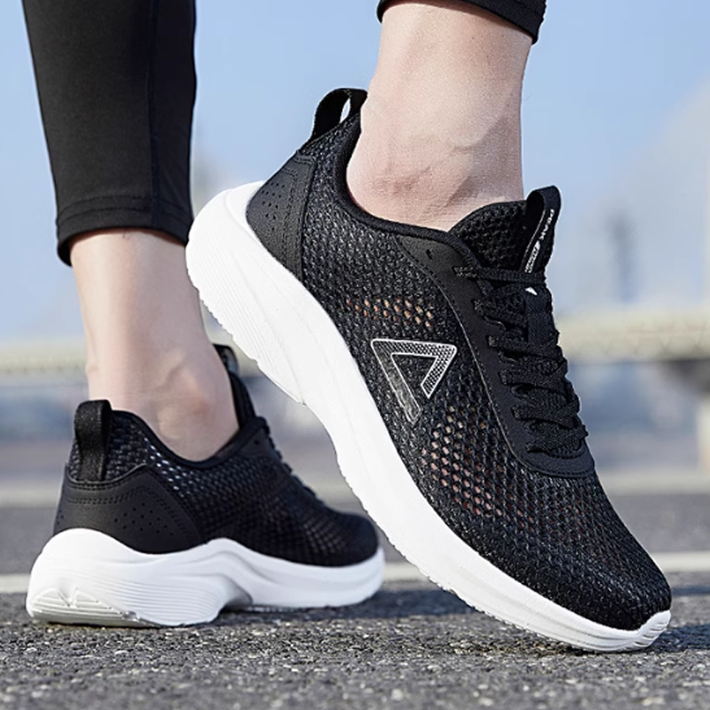 PEAK Low top Casual Running Shoes Men’s Black White