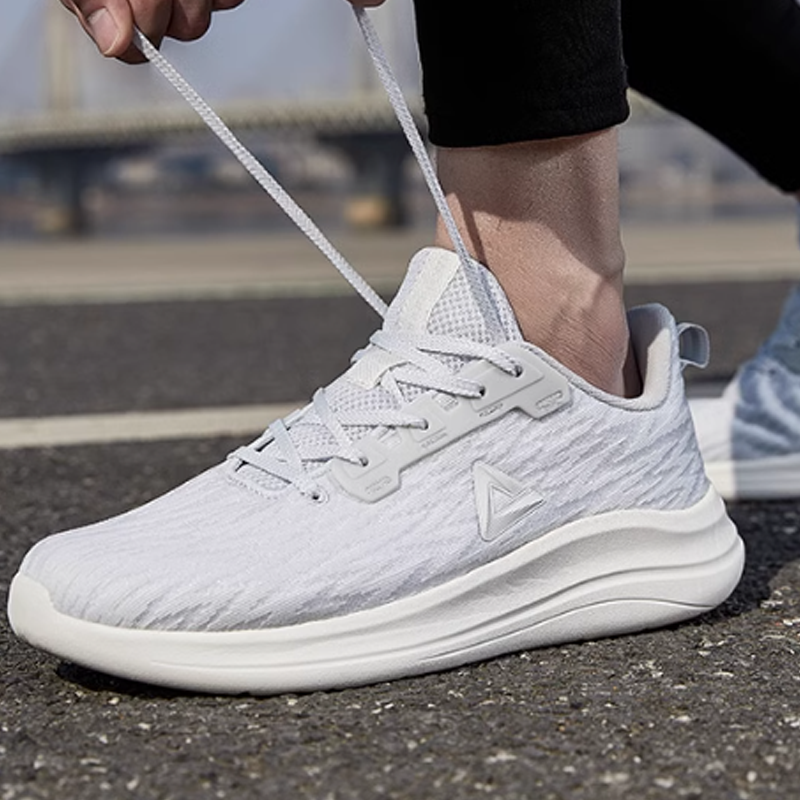 PEAK Slip Resistant Abrasion Resistant Low top Casual Running Shoes Men’s White Gray