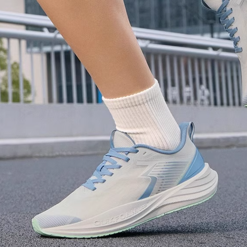 361° Speed Surge Lite SE Slip Resistant Abrasion Resistant Slip Resistant Abrasion Resistant Low top Casual Sprint