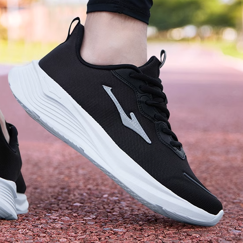 Erke Cushioning Slip Resistant Abrasion Resistant Breathable Running Shoes Men’s Black
