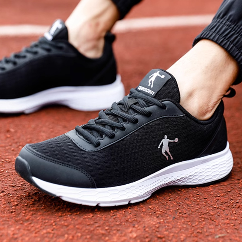 QIAODAN Cushioning Slip Resistant Abrasion Resistant Low top Running Shoes Men’s Black