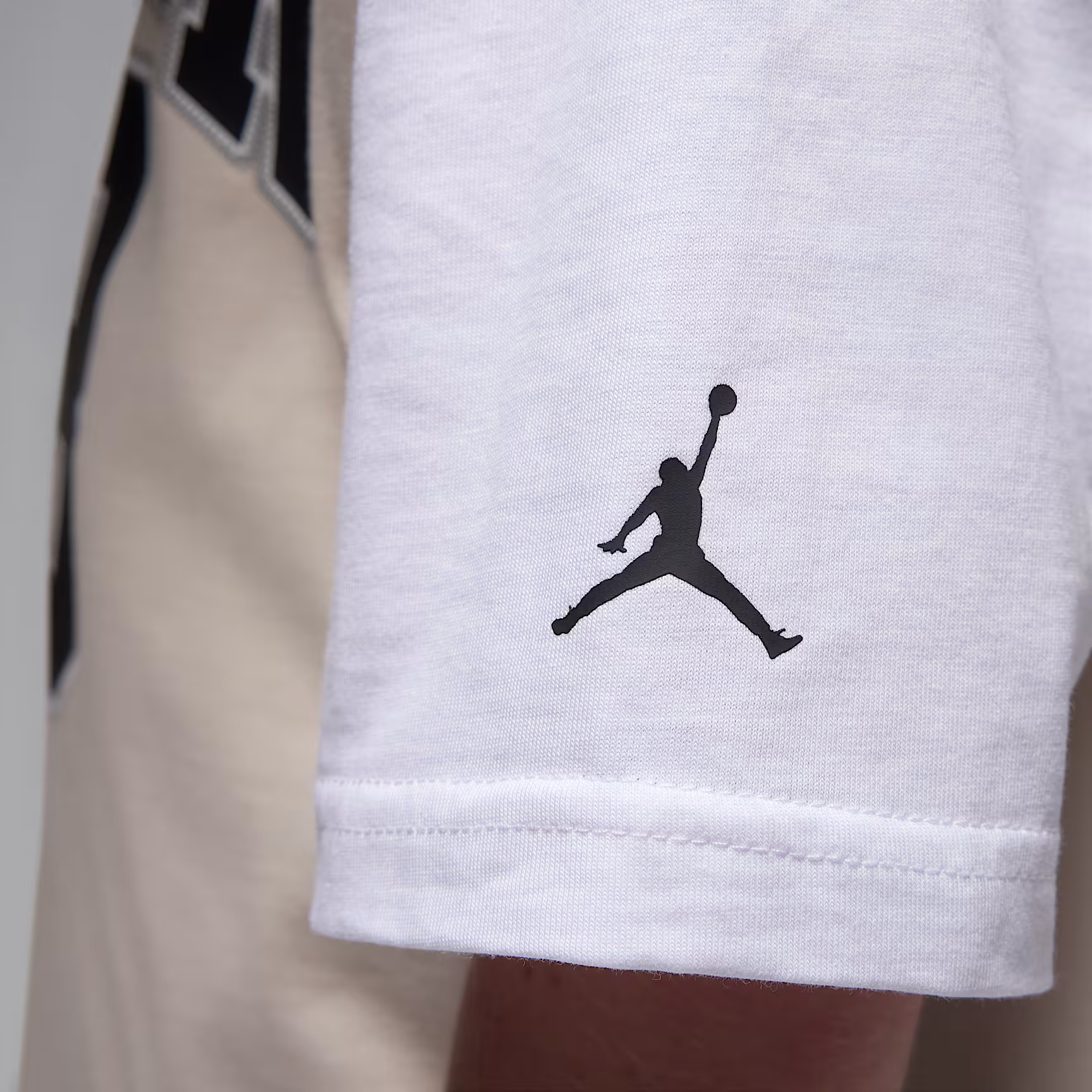 Мужская футболка Jordan JumpmanT (белая) — фото 4