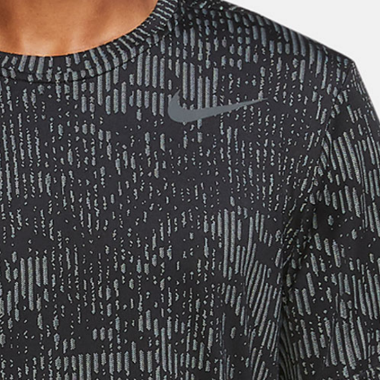 Мужская футболка Nike Superset T (черная) — фото 4