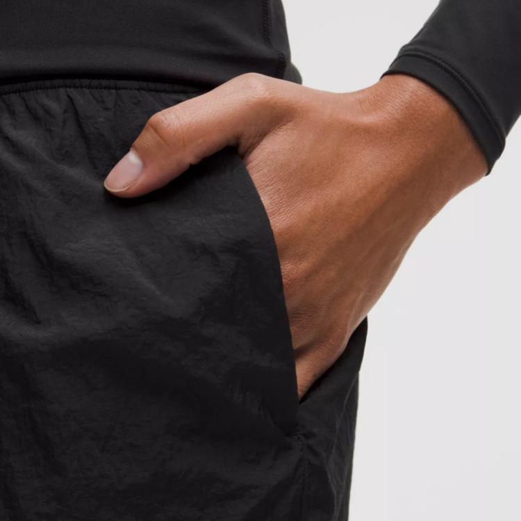Lululemon Lightweight Yoga Shorts 7′ Women’s