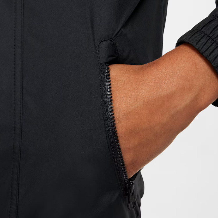Куртка Nike Sportswear Windrunner (черно-белая) — фото 4