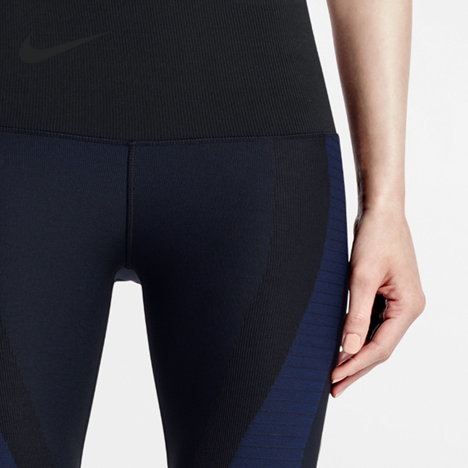 Nike Sports Shorts Women’s Black Blue Moderate
