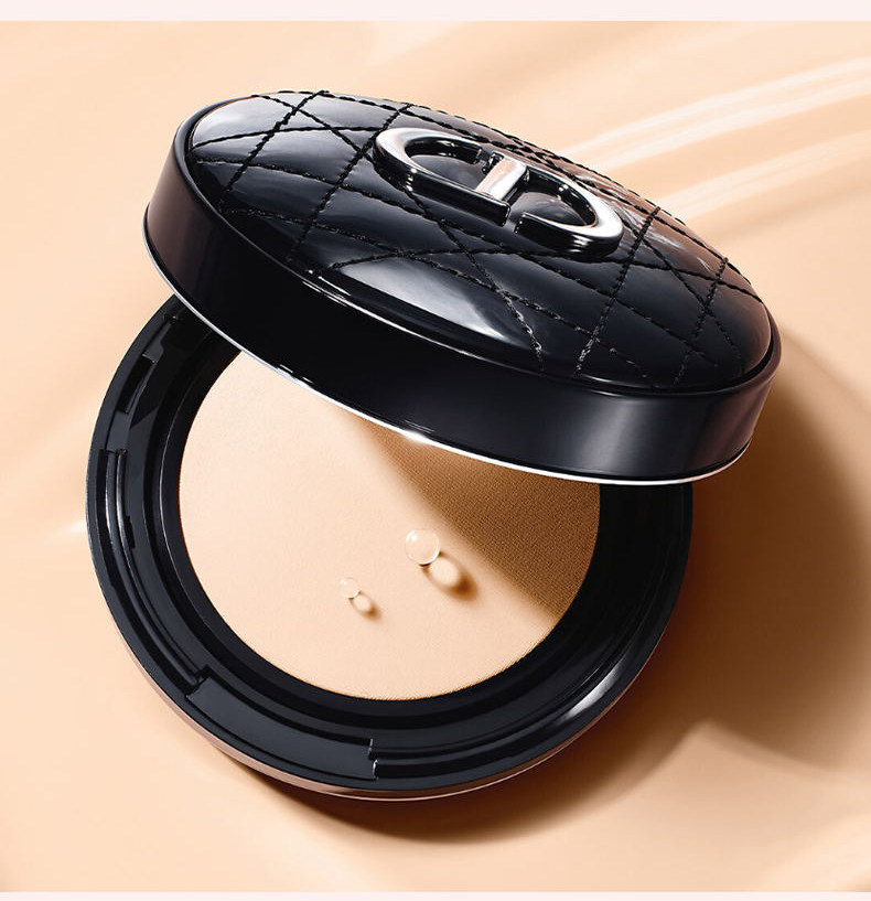 【Expédition directe de Hong Kong】 Dior France Printemps 2026 Édition limitée nœud papillon coussin de fond mat doux 16 heures de tenue
