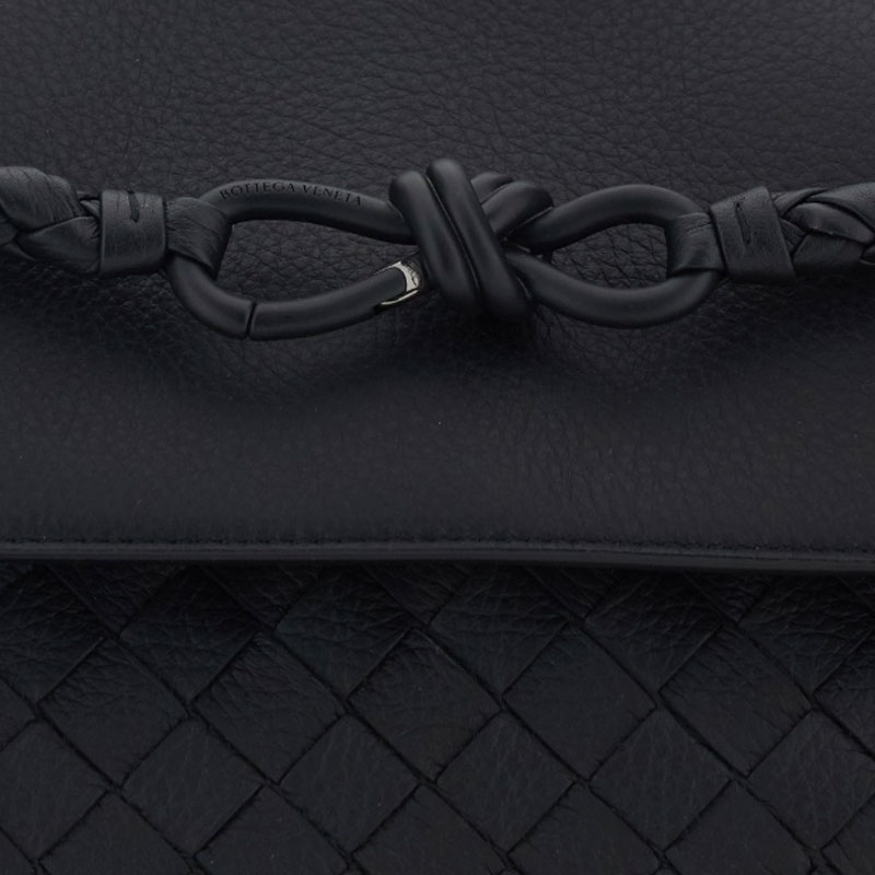 Унисекс сумка Bottega Veneta Andiamo (черная) — фото 5