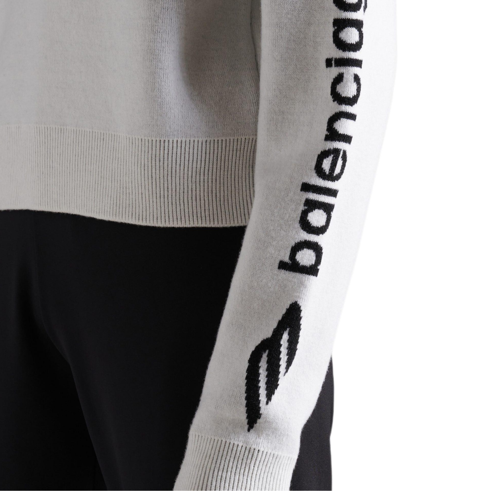 Женский свитер Balenciaga FW25 SKIWEAR (белый) — фото 6
